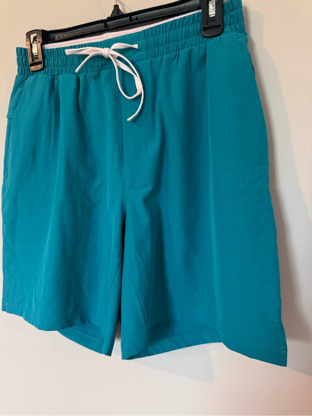 Lululemon Men's Teal Swim Shorts - Picture 2 of 4